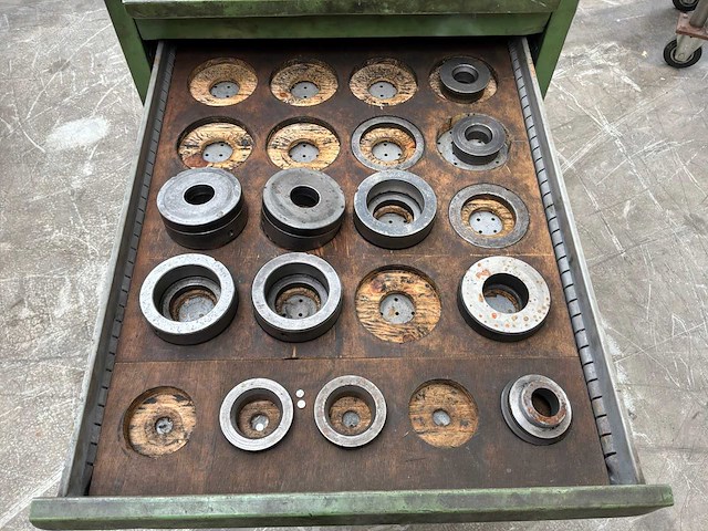 Partij machinegereedschap - afbeelding 8 van  11