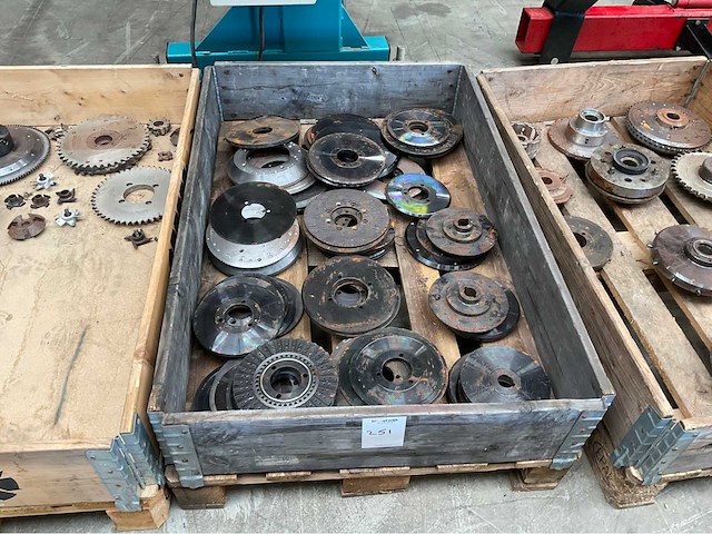 Partij machinegereedschappen en schijfhouders - afbeelding 1 van  6
