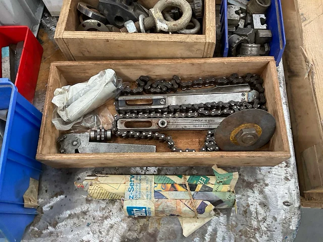 Partij machinegereedschappen - afbeelding 3 van  7