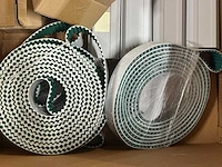 Partij machineonderdelen, tandriemen en aluminium profielen - afbeelding 3 van  6