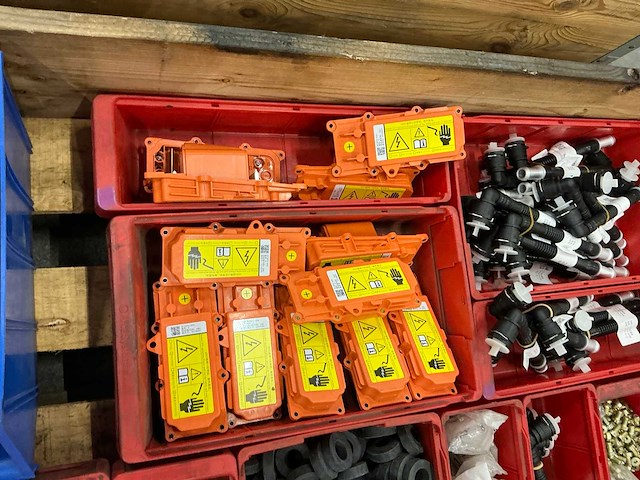 Partij machineonderdelen - afbeelding 5 van  6
