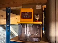 Partij machineonderdelen - afbeelding 2 van  6