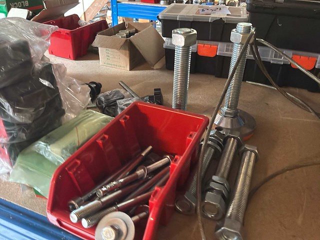 Partij machineonderdelen - afbeelding 4 van  5