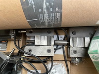 Partij machineonderdelen - afbeelding 5 van  8