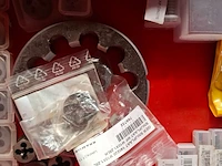 Partij machinetaps en draadsnijgereedschap o.a. norton, phantom - afbeelding 5 van  19