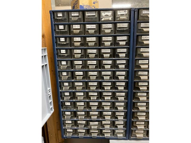 Partij machinetoebehoren - afbeelding 2 van  8