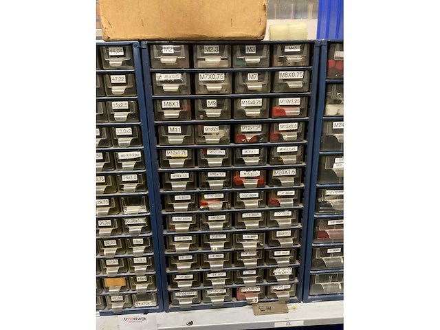 Partij machinetoebehoren - afbeelding 5 van  8