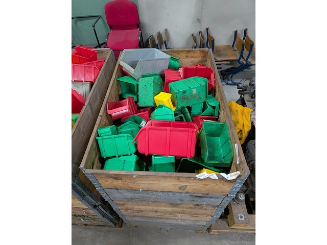 Partij magazijnbakken, diverse modellen - afbeelding 2 van  8