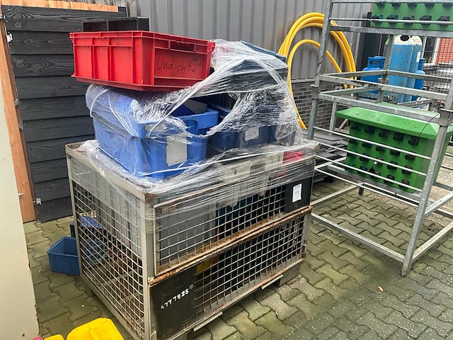 Partij magazijnbakken en kratten - afbeelding 3 van  3