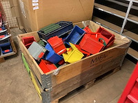 Partij magazijnbakken/ stapelbakken - afbeelding 3 van  7