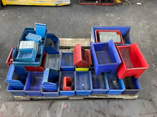 Partij magazijnbakken - afbeelding 3 van  4