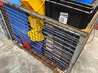 Partij magazijnbakken - afbeelding 4 van  4