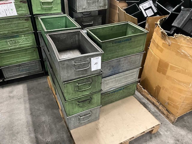 Partij magazijnbakken - afbeelding 4 van  7