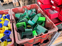 Partij magazijnbakken - afbeelding 8 van  9