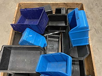 Partij magazijnbakken - afbeelding 3 van  3