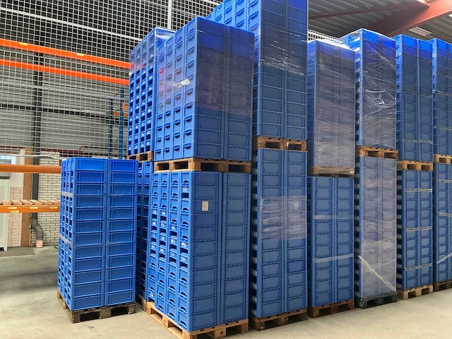 Partij magazijnbakken - afbeelding 1 van  4