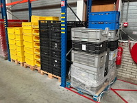 Partij magazijnbakken - afbeelding 1 van  5