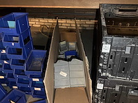 Partij magazijnbakken - afbeelding 5 van  7
