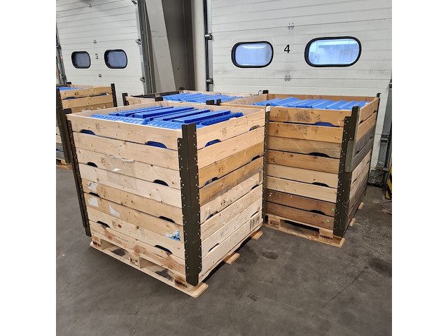 Partij magazijnbakken - afbeelding 6 van  6