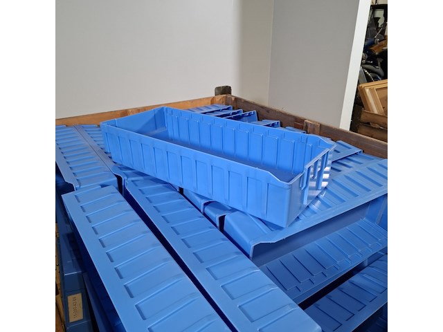 Partij magazijnbakken - afbeelding 2 van  6