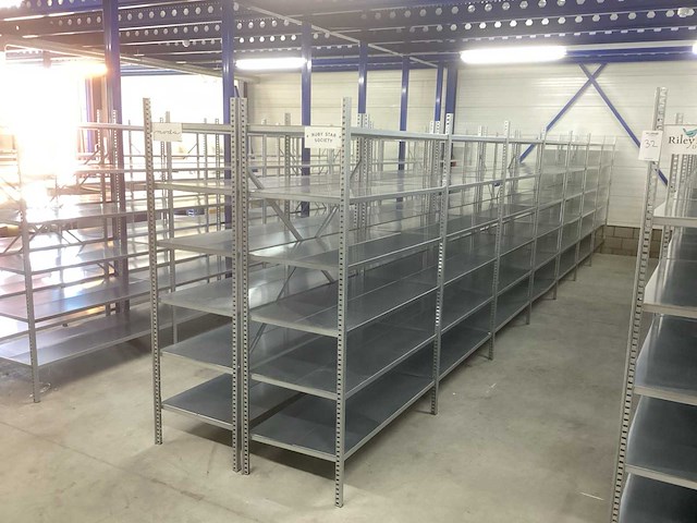 Partij magazijnstellingen - afbeelding 1 van  5