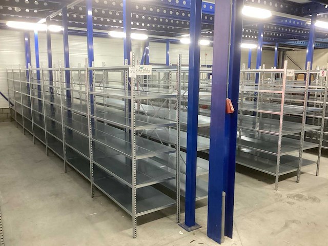 Partij magazijnstellingen - afbeelding 1 van  4