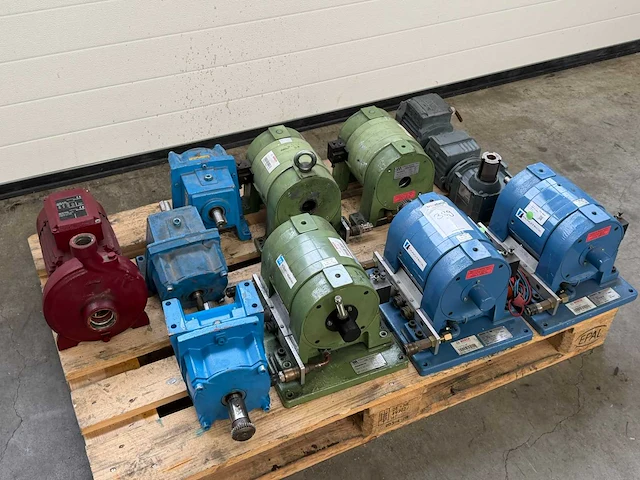 Partij magtrol - dynamometer - diverse meetmachines - afbeelding 1 van  8