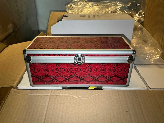 Partij make-up koffers - afbeelding 1 van  12