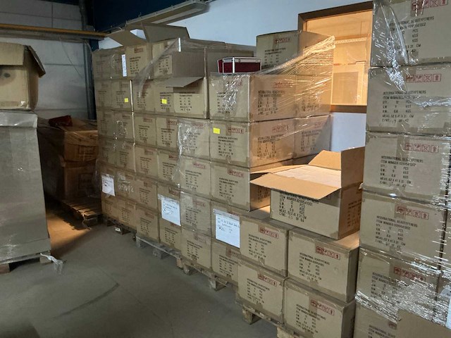 Partij make-up koffers - afbeelding 8 van  12