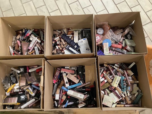 Partij make-up - afbeelding 3 van  3