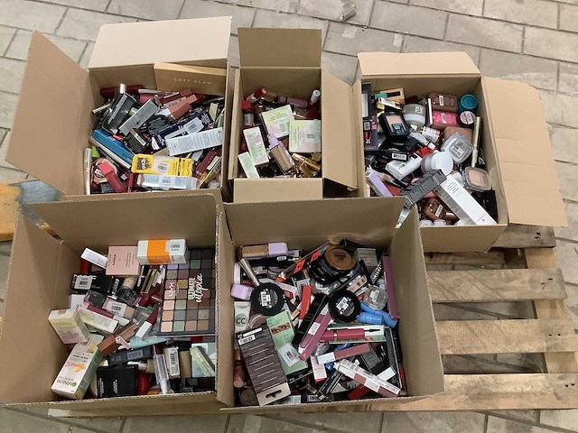 Partij make-up - afbeelding 3 van  3