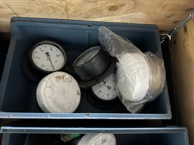 Partij manometers (235x) - afbeelding 22 van  36