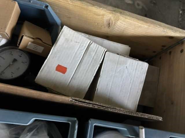 Partij manometers (235x) - afbeelding 25 van  36