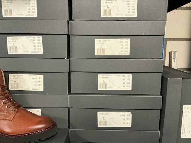 Partij marc o polo cow leather laarsjes (73x) - afbeelding 16 van  17