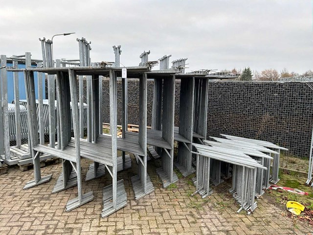 Partij marktkramen - afbeelding 1 van  4