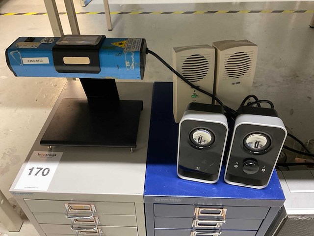 Partij materiaal gebruikt in laboratorium - afbeelding 5 van  10