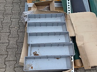 Partij materiaal voor bedrijfswageninrichting - afbeelding 1 van  8