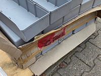 Partij materiaal voor bedrijfswageninrichting - afbeelding 3 van  8