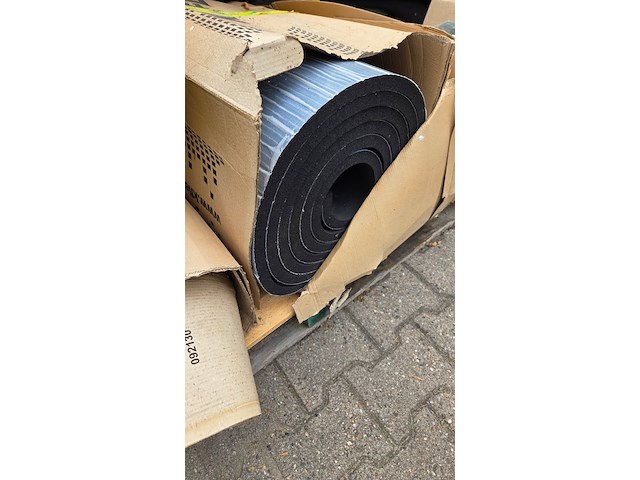 Partij materiaal voor bedrijfswageninrichting - afbeelding 5 van  8