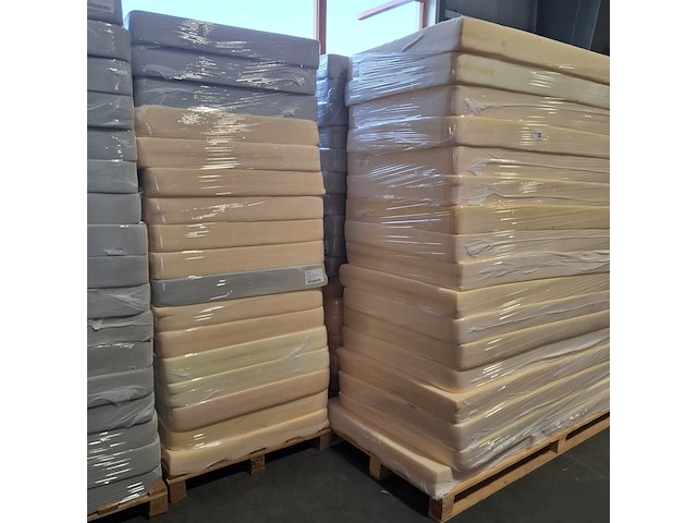 Partij matrassen (zonder hoes) - afbeelding 4 van  5