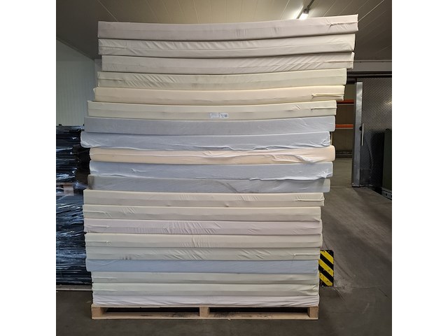 Partij matrassen - afbeelding 2 van  8