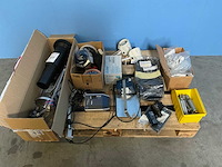 Partij medische apparatuur / accessoires - afbeelding 1 van  11