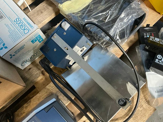 Partij medische apparatuur / accessoires - afbeelding 7 van  11