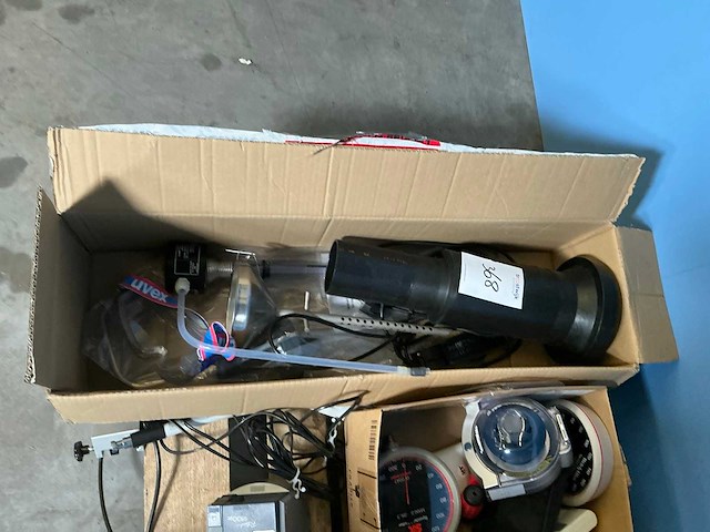 Partij medische apparatuur / accessoires - afbeelding 11 van  11