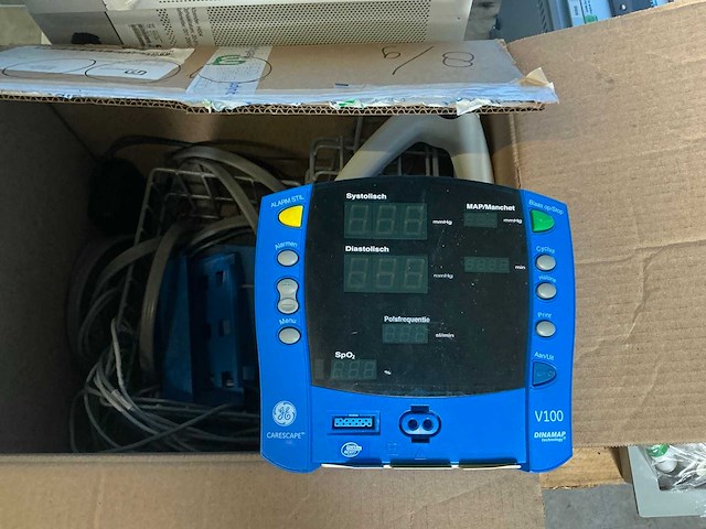Partij medische apparatuur - afbeelding 2 van  8
