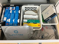 Partij medische benodigdheden - afbeelding 7 van  8