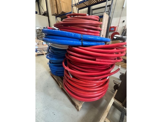 Partij meerlagenbuis rood en blauw - afbeelding 3 van  4