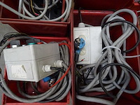 Partij meet- en testinstrumenten en toebehoren - afbeelding 10 van  13