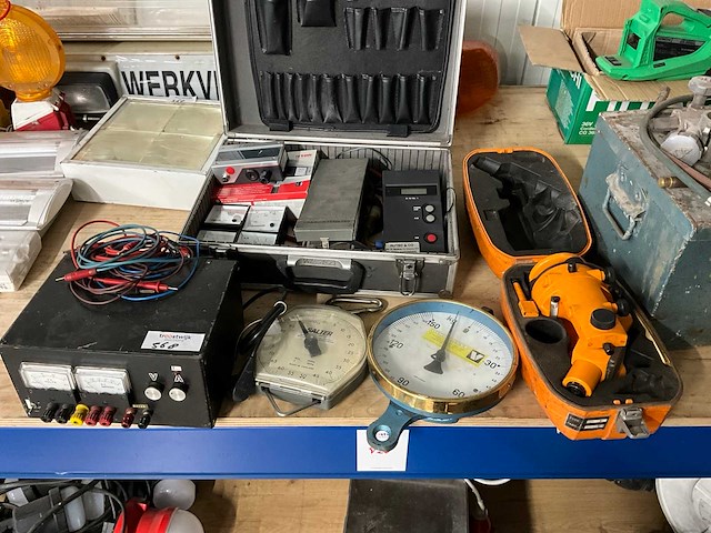 Partij meetapparatuur - afbeelding 1 van  5