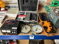 Partij meetapparatuur - afbeelding 1 van  5